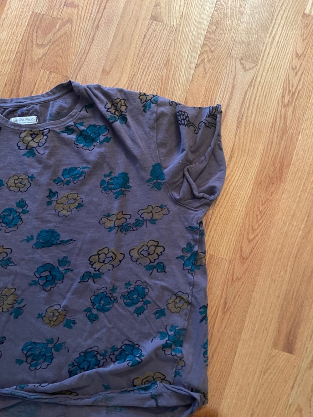 Vintage Floral Short Sleeve Tee in Lavender - Unbranded - Picture 3 of 4